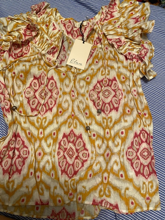 Elan Pink and Gold Ruffled Tie-Neck Ikat Blouse size S - Picture 3 of 3
